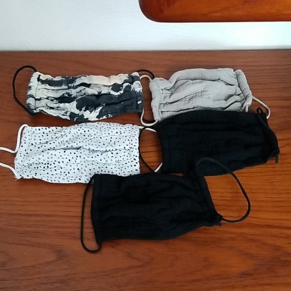 Set of cotton masks by Kitsch